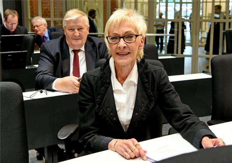 Rekordfrau verabschiedet sich aus der Landespolitik Die CDU-Landtagsabgeordnete Astrid Vockert hat sich nach sechs Legislaturperioden als Rekordfrau aus der Landespolitik verabschiedet.