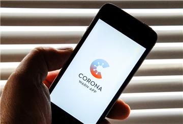 Die Corona-Warn-App soll dabei helfen, die Infektionsketten frühzeitig zu erkennen und zu durchbrechen. Die Installation und Nutzung ist freiwillig.
