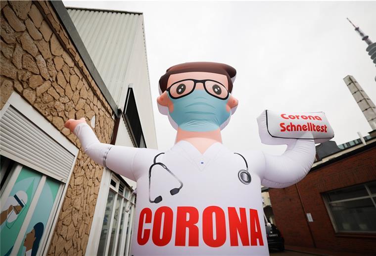 RKI registriert fast 300.000 Corona-Neuinfektionen Die Corona-Zahlen in Deutschland erreichen immer neue Höchststände.