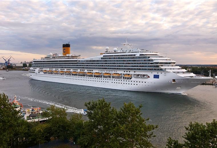 Kreuzfahrt 2020: Die Pläne für Bremerhaven stehen noch Die „Costa Fortuna“ soll zwischen Mai und September 14 Mal Bremerhaven besuchen - zurzeit fährt sie ohne Passagiere von Asien nach Europa.