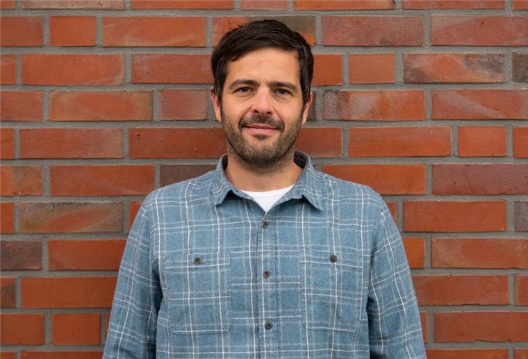 Cuxland-SPD: Daniel Schneider gewinnt die Wahl Die Cuxland-SPD hat entschieden: Daniel Schneider aus Otterdorf wird sie im Bundestag vertreten.