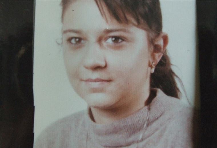 Bremerhaven: Prostituiertenmorde bei „Aktenzeichen XY …ungelöst“ Die damals 22 Jahre alte Vanessa Wardelmann arbeitete als Prostituierte in Bremerhaven. Am 26. September 1992 wurde der Leichnam der Frau nahe der Lune in der Gemeinde Loxstedt gefunden.