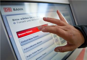 Die Deutsche Bahn macht die Tickets günstiger.