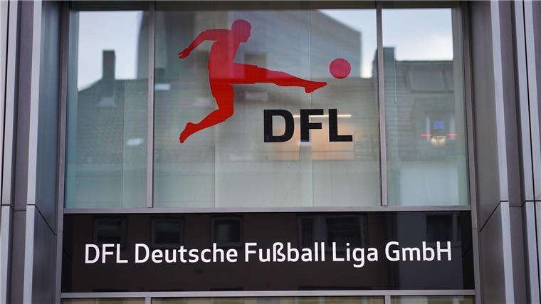 Ausnahmen Leverkusen und Wolfsburg: DFL muss nachbessern Die Deutsche Fußball Liga beschäftigt sich seit Jahren mit der 50+1-Regel.