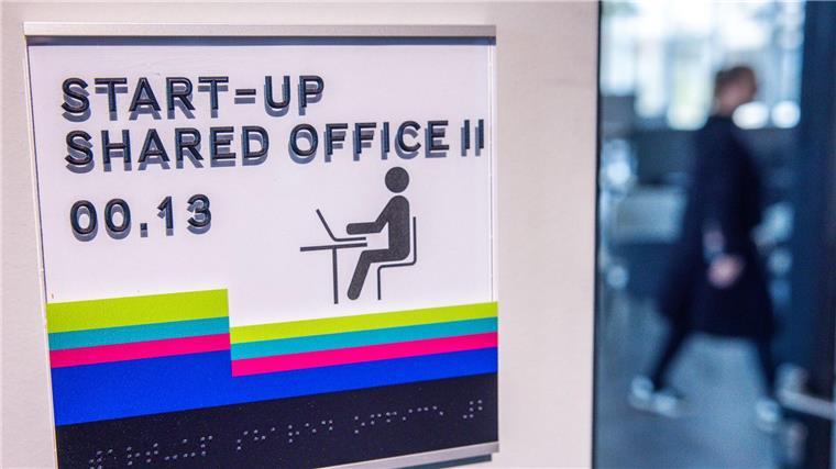 Gründerbranche will Trump-Chaos als Chance nutzen Die deutsche Startup-Branche sieht ausländische Gründer für unverzichtbar an (Archivbild)