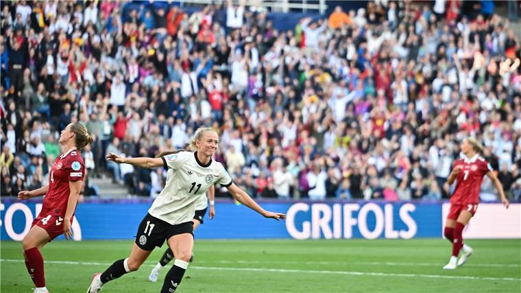 Die deutschen Frauen stehen bereits im Viertelfinale der Fußball-EM der Frauen.
