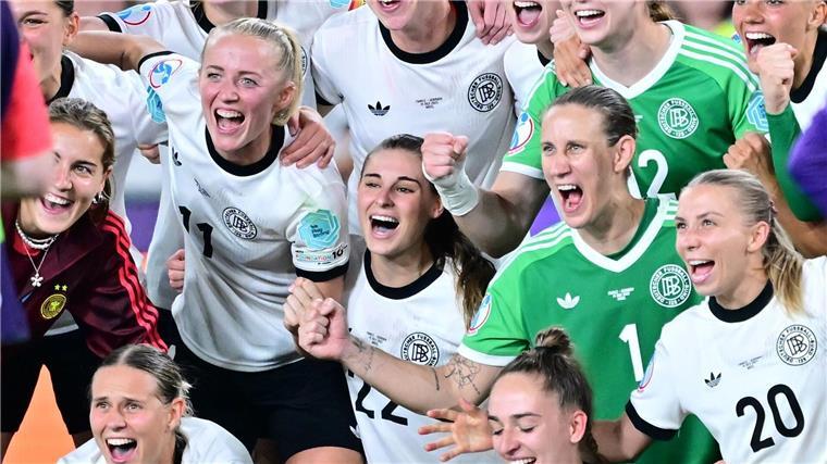 Die spanische Offensive bändigen Die deutschen Fußballerinnen hoffen, dass sie nach dem EM-Halbfinale gegen Spanien wieder so jubeln können.