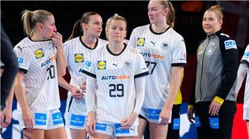 Die deutschen Handballerinnen haben bei der EM nur noch eine theoretische Chance auf das Halbfinale.