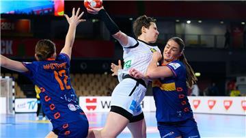 Die deutschen Handballerinnen haben das EM-Vorrundenspiel gegen die Niederlande verloren. 