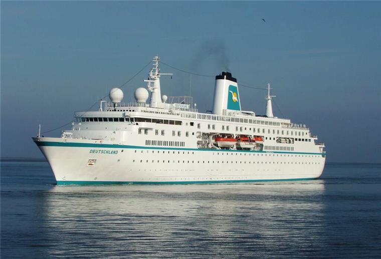 Kurios: In Bremerhaven wird aus einem Kreuzfahrtschiff eine Universität gemacht Die "Deutschland" wird zur schwimmenden Uni.