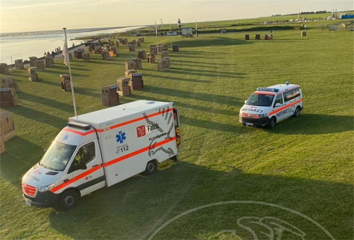 DLRG rettet 14-Jährige im Wremer Tief vor Ertrinken Die DRLG hat am Donnerstag ein junges Mädchen im Wremer Tief vor dem Ertrinken gerettet.