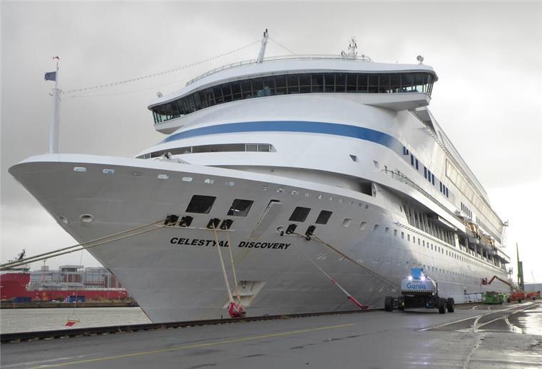 Ist die längste Kreuzfahrt der Welt nur ein Scam? Reederei lässt Gäste hängen Die ehemalige „AIDAaura“ wurde in Bremerhaven verkauft und heißt nun „Celestyal Discovery“. Eigentlich sollte sie als „Lara“ auf Weltreise gehen.