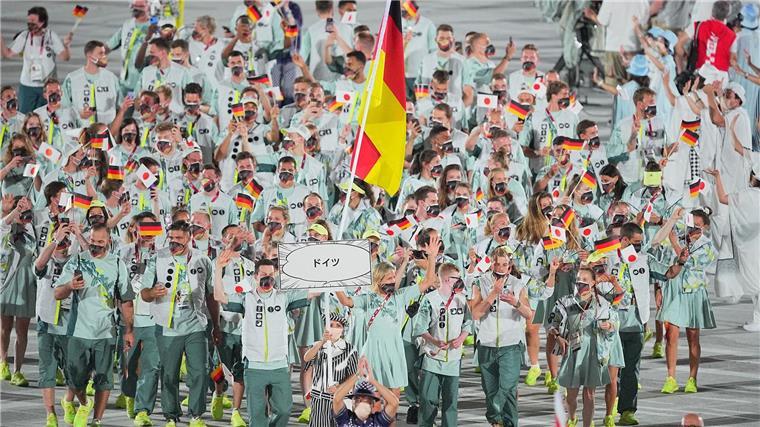 Deutsche Olympia-Bekleidung: Top oder Flop? Die Einlaufkleidung hatte in Tokio bei einigen deutschen Sportlern für Kritik gesorgt. (Archivbild)