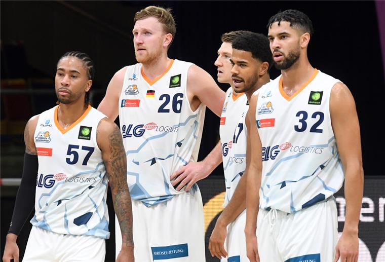 Weitere Coronafälle bei den Eisbären Die Eisbären dürfen nach weiteren Coronafällen rund ums Team noch nicht zurück auf das Trainingsparkett.