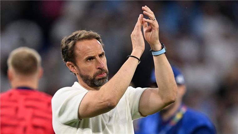 Glück und Genie: England „elendig schlecht“ Richtung Berlin Die Engländer um Trainer Gareth Southgate setzten sich knapp gegen die Slowakei durch.