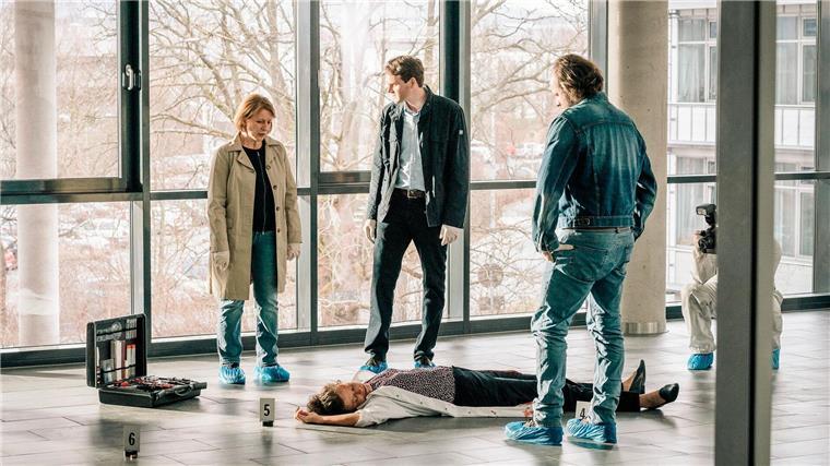 Mord zur vollen Stunde: „Tatort“-Team kämpft gegen die Zeit Die Ermittler stehen vor einem Rätsel.