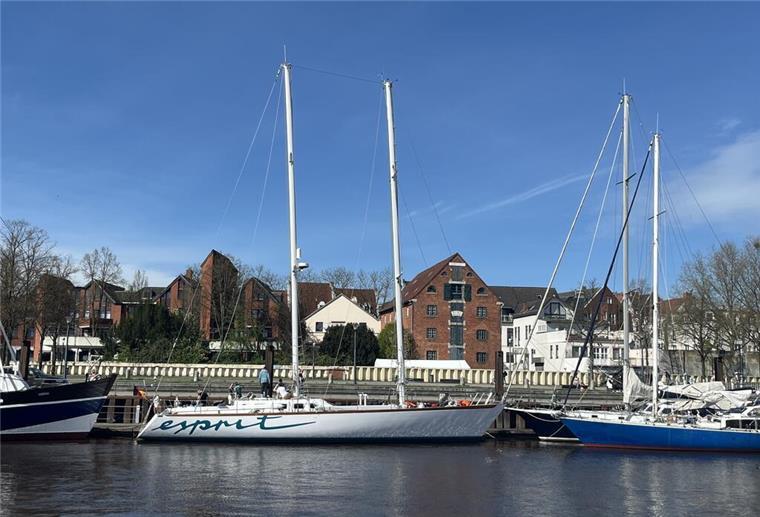 Mitsegeln oder Staunen: Die „Esprit“ kehrt zurück in den Neuen Hafen Die „Esprit“ kommt am Wochenende nach Bremerhaven.