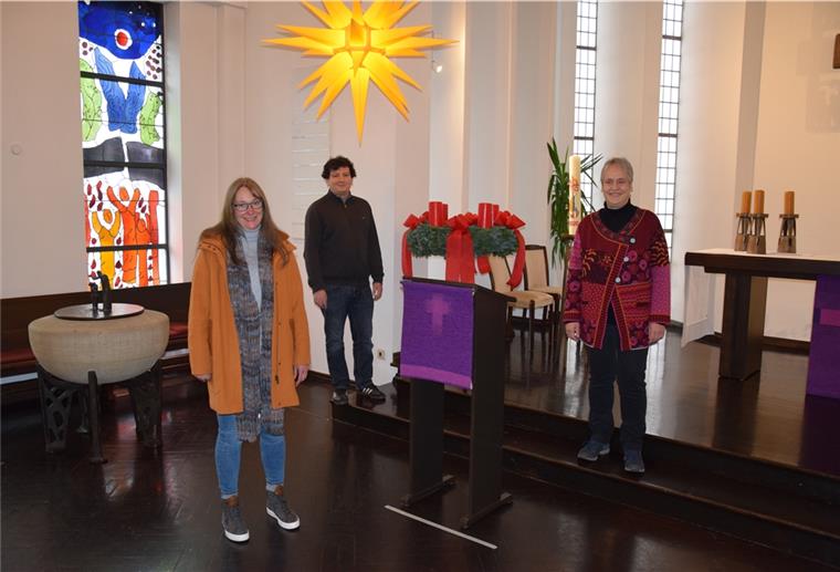 Nordenham: Gottesdienste in der Stadthalle und Straßenandachten Die Evangelisch-lutherische Kirchengemeinde Nordenham mit den Pastoren (von links) Christiane Wittrock, Christopher Iven und Heike Boelmann-Derra wird die Weihnachtsgottesdienste coronabedingt anders als sonst abhalten.