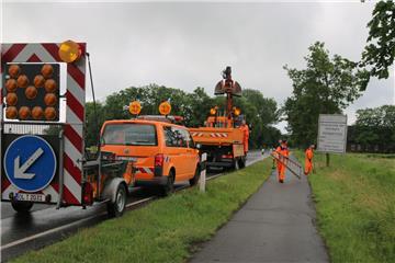 Die Fahrbahn der Bundesstraße soll vom 4. Juli an in einer rund dreiwöchigen Aktion saniert werden. Betroffen ist der Abschnitt zwischen Havendorfer Chaussee im Süden und der Großensieler Straße im Norden.