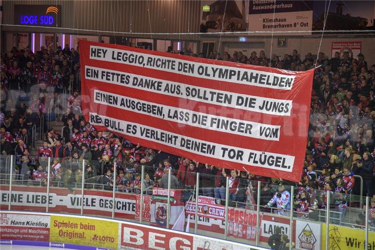 Die Fans sind nicht gut zu sprechen auf Münchens Torhüter David Leggio.