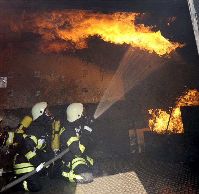 Die Feuerwehr Bremerhaven muss zu immer mehr Brandeinsätzen ausrücken. 