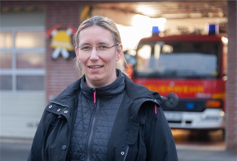 Midlum: Kampfabstimmung gerade noch vermieden Die Feuerwehr gehört für Ortsbürgermeisterin Patricia Gerhardt zu den wichtigsten Einrichtungen im Dorf. Das neue Feuerwehrhaus, um das bereits der vorige Ortsrat gerungen hat, liegt auch der Sozialdemokratin „am Herzen“.