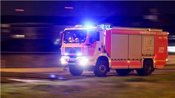 Die Feuerwehr muss wegen eines Unwetters mehrmals ausrücken. (Archivbild)