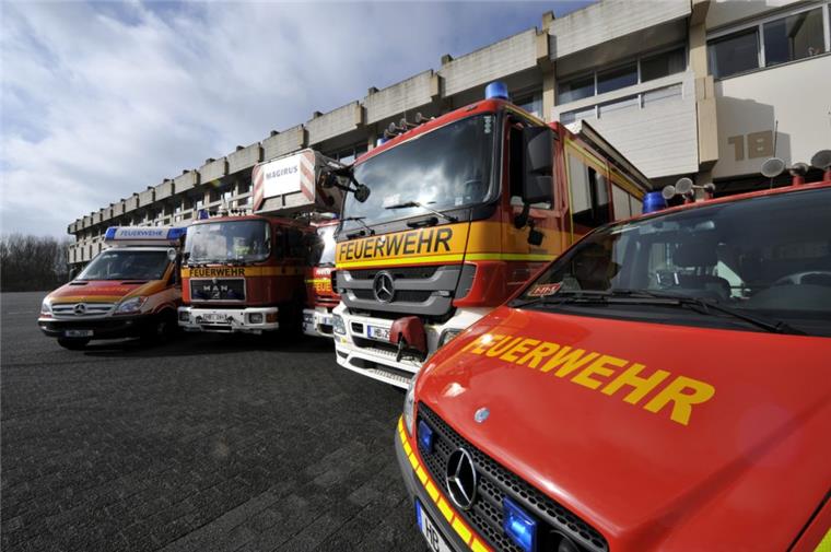 Kleingärten in Geestemünde und Lehe brennen Die Feuerwehr musste in der Nacht zu Samstag gleich mehrere Kleingartenbrände löschen.