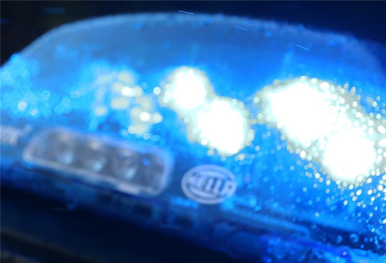 Die Feuerwehr rückte zum Leher Markt aus.