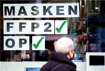 Die FFP2-Masken wurden im Land Bremen in Apotheken kostenlos an Bürger ab 65 Jahren ausgegeben.