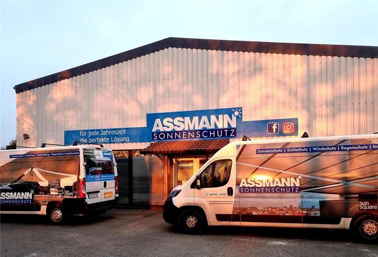 Generationswechsel bei der Firma Assmann Sonnenschutz Die Firma verfügt über großzügige Lagerräume in Sievern.