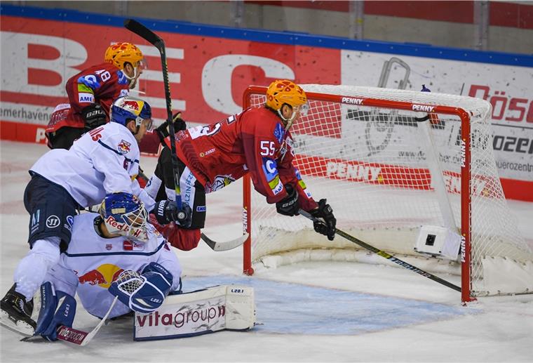 Die Fischtown Pinguins lieferten sich ein hartes Duell mit den Münchenern, ließen jedoch zu viele Torchancen ungenutzt verstreichen.