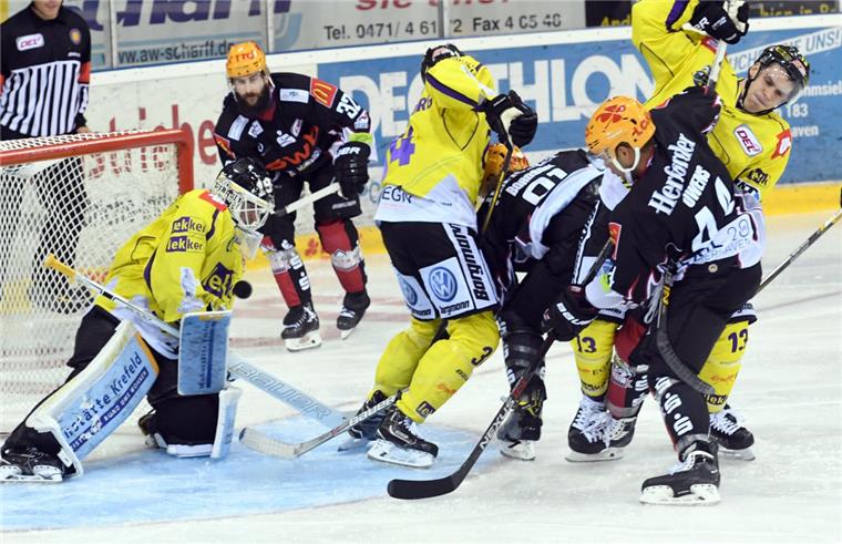 Eishockey DEL Fischtown Pinguins- Krefeld Pinguine