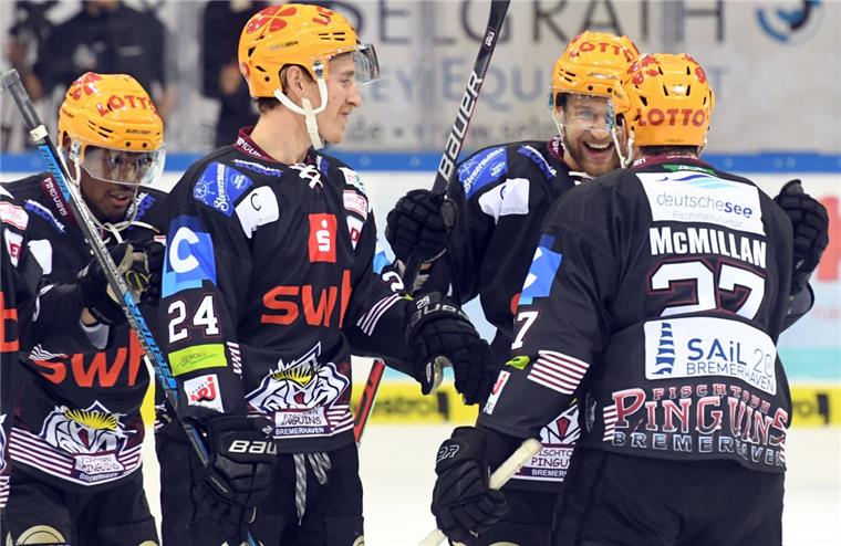 Fischtown Pinguins empfangen das Überraschungsteam aus Straubing Die Fischtown Pinguins wollen im Heimspiel gegen Straubing wieder jubeln.