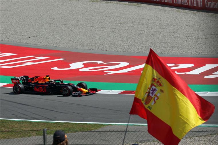 Abschied im Kreisverkehr: Formel-1-Kalender im Wandel Die Formel 1 treibt den Umbruch im Grand-Prix-Kalender voran. Um Barcelona wird die Rennserie in Zukunft wohl einen Bogen machen. Auch andere Traditionsstrecken stehen auf der Kippe.