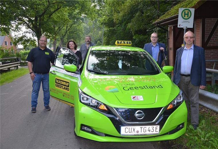 Neue Anrufsammeltaxi-Linie für Hymendorf Die Freude über die neue AST-Linie ist groß.