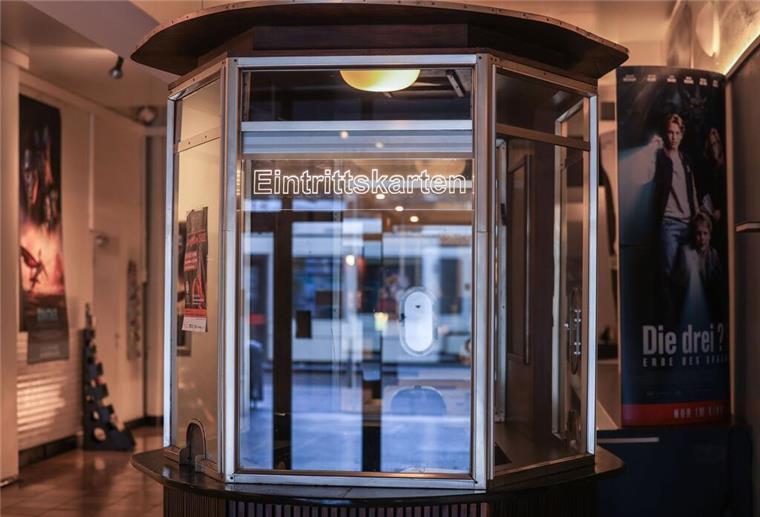 Jugendschutz im Kino – Kontrolle der Filmwirtschaft wird 75 Die FSK mit Sitz in Wiesbaden sieht sich nach eigenen Angaben als „die bekannteste Jugendschutzmarke in Deutschland. (Symbolbild)
