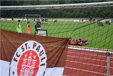 Die Fußballschule des FC St. Pauli macht Station in Selsingen. Ursprünglich hatte die Aktion Pfingsten stattfinden sollen, ist Corona-bedingt jedoch aufs Ende der Sommerferien verschoben worden. 