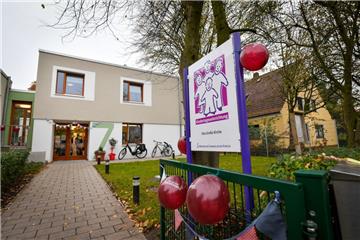 Die Gemeinde der "Großen Kirche" eröffnet nach eineinhalb Jahren Um- und Neubauzeit am Martin- Donandt-Platz ihre neue Kindertagesstätte und Krippe.