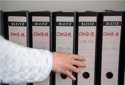 Die Gesundheitsämter haben während der Pandemie viel zu tun. Studenten untersuchten jetzt, wie zufrieden die Bürger mit der Arbeit sind.