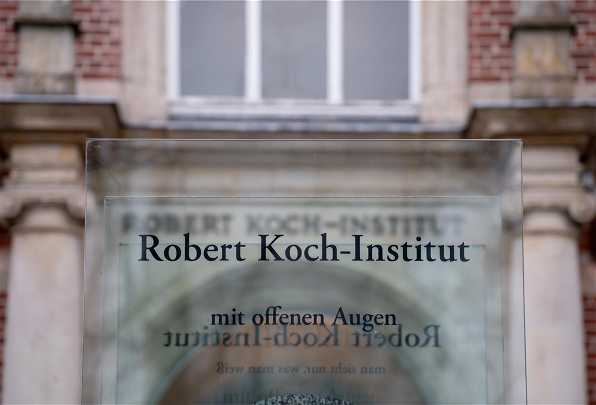 Neuinfektionen im vierstelligen Bereich Die Gesundheitsämter in Deutschland haben dem RKI binnen eines Tages 1548 Corona-Neuinfektionen gemeldet.