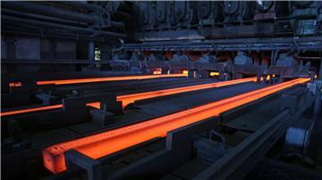 Die Gewerkschaft IG Metall fordert für die rund 138.000 Beschäftigten in der norddeutschen Metall- und Elektroindustrie sieben Prozent mehr Geld. Auszubildende sollen 170 Euro mehr bekommen.