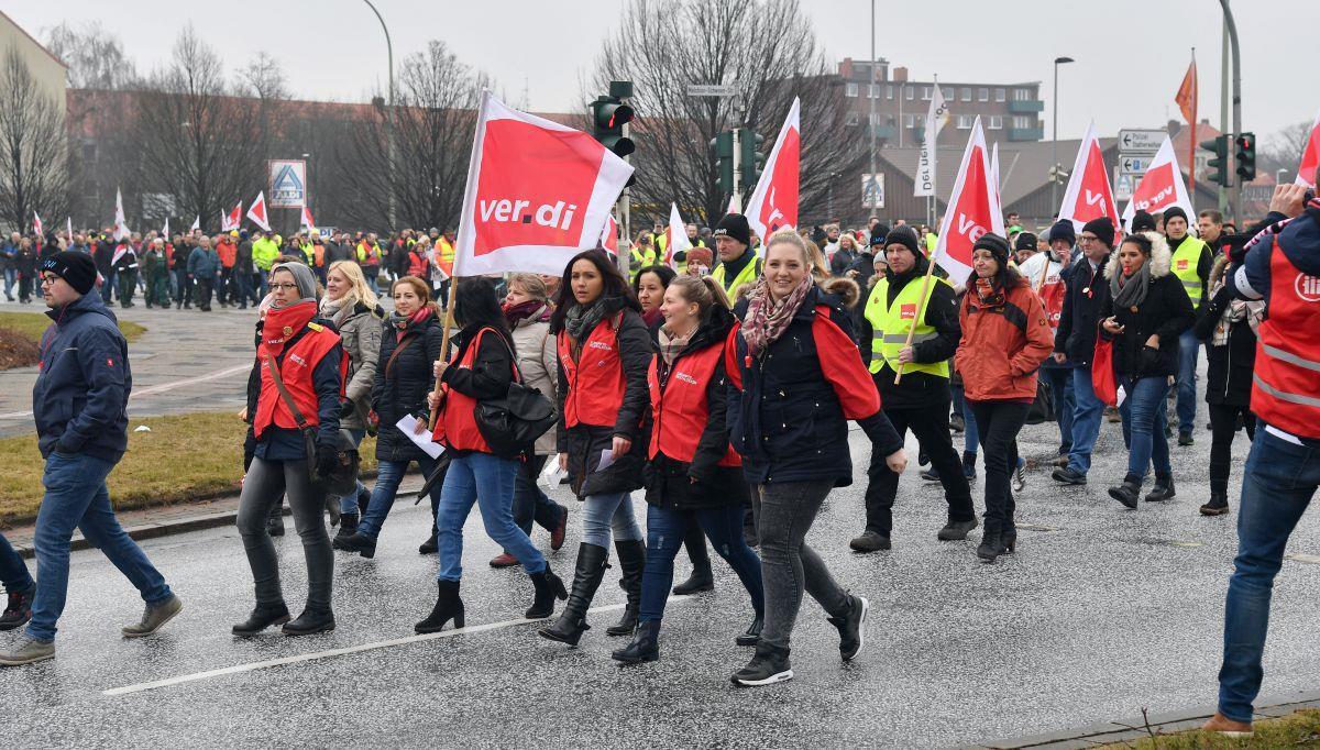 Die Gewerkschaft Verdi hat die Beschäftigten des öffentlichen Dienstes am Donnerstag zum Warnstreik aufgerufen, in Bremerhaven werden einige Kitas und Behörden deshalb nur eingeschränkt geöffnet sein.