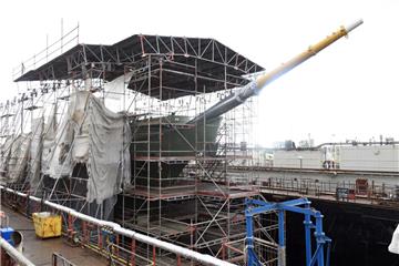 Die "Gorch Fock" liegt in der Bredo Werft in Bremerhaven.