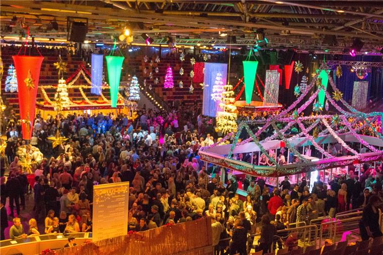 40 Security-Kräfte beim Weihnachtszauber Die größte Party der Stadt: Der Weihnachtszauber in der Stadthalle.
