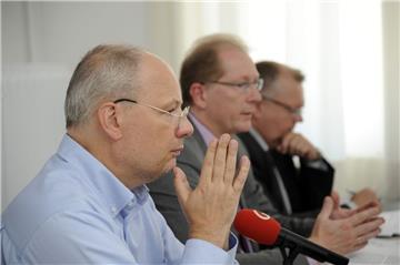 Die große Koalition, hier mit Sönke Allers (SPD), Thorsten Raschen und Torsten Neuhoff (von links), hat zum Thema Haushaltsberatungen eine Pressekonferenz gegeben. 