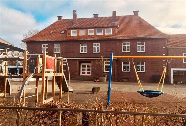 Corona: Landkreis schließt Grundschule Abbehausen Die Grundschule Abbehausen ist bis auf Weiteres geschlossen.