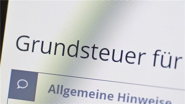Die Grundsteuerreform trifft manche Eigentümer deutlich stärker als erwartet. Nun will das Land reagieren. (Symbolbild)