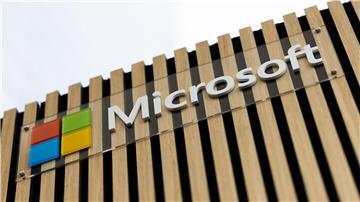 Die Hacker gelangten laut Microsoft ins E-Mail-System, nachdem sie das Passwort eines internen Test-Accounts geknackt hatten.