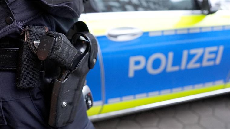 Die Hamburger Polizei hat einen Drogenlieferdienst zerschlagen, der Tausende Portionen Kokain, Marihuana und Ecstasy-Tabletten verkauft haben soll. (Symbolbild)
